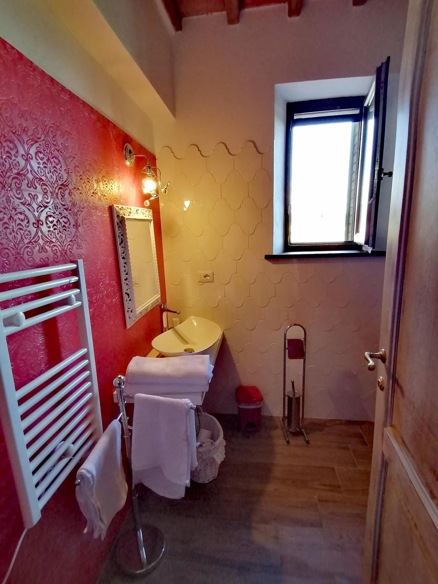 Montecrespini Farm stay Saturnia